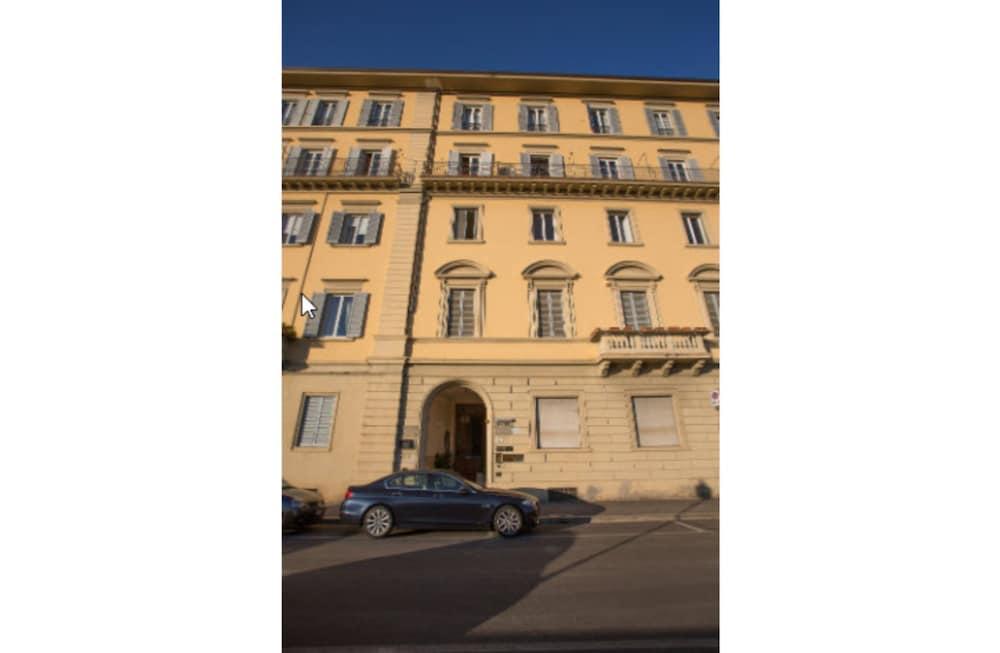 Hotel Casa Del Lago Florencia Exterior foto